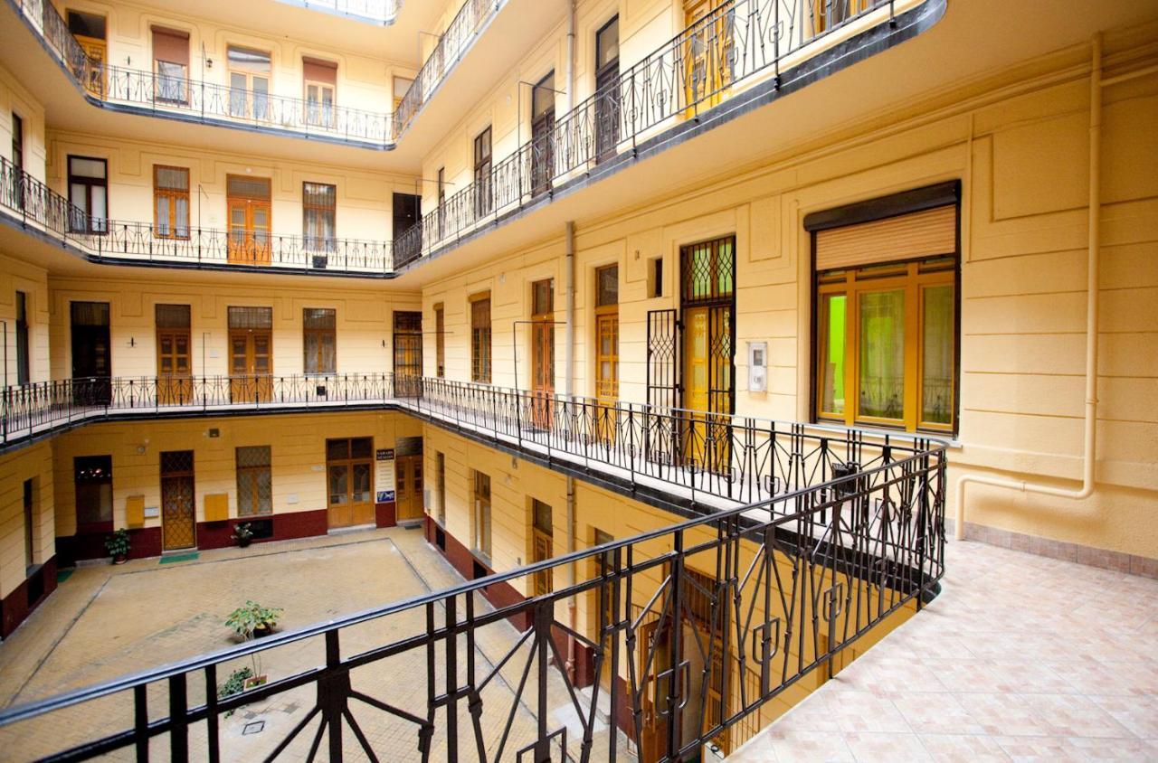Dolcevita Budapeste Exterior foto